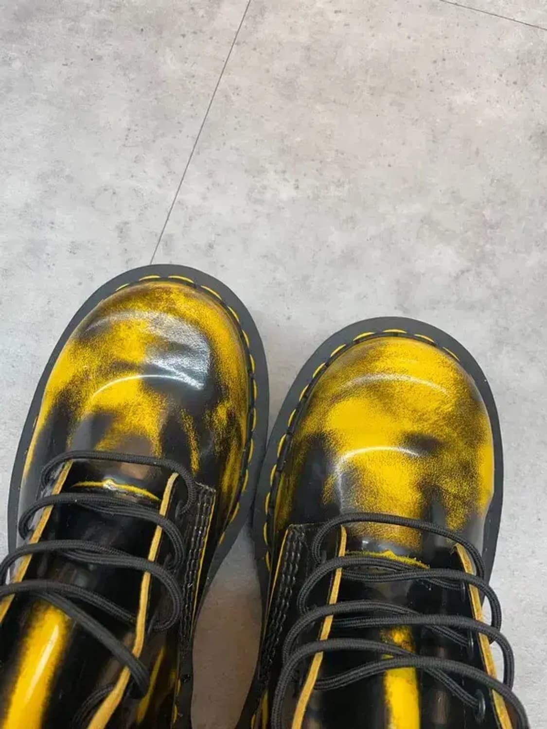 8 새상품 닥터마틴 1460 럽오프 워커 부츠 블랙 옐로우 상품이미지2