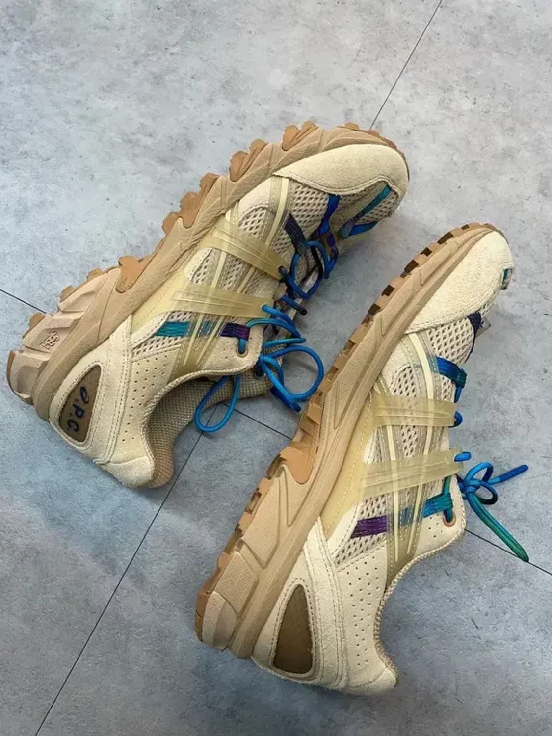 270 아식스 x 아페쎄 콜라보 젤소노마 15-50 스니커즈 상품이미지4