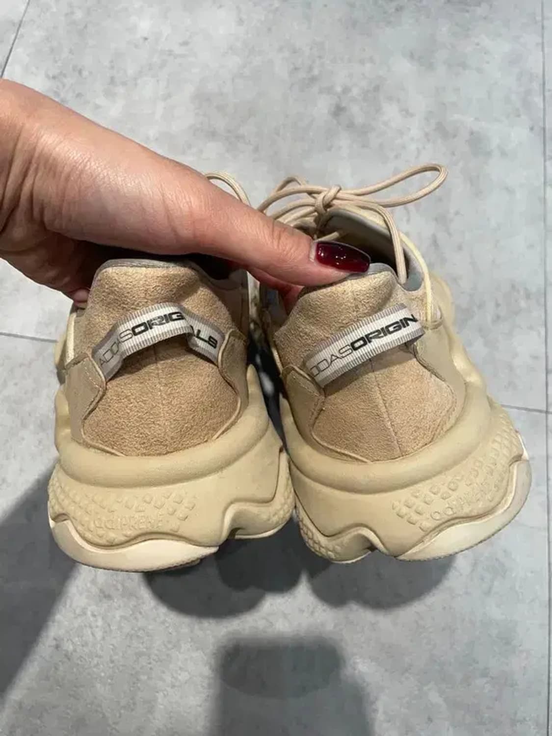 270 아디다스 오즈위고 셀록스 리넨 베이지 상품이미지9