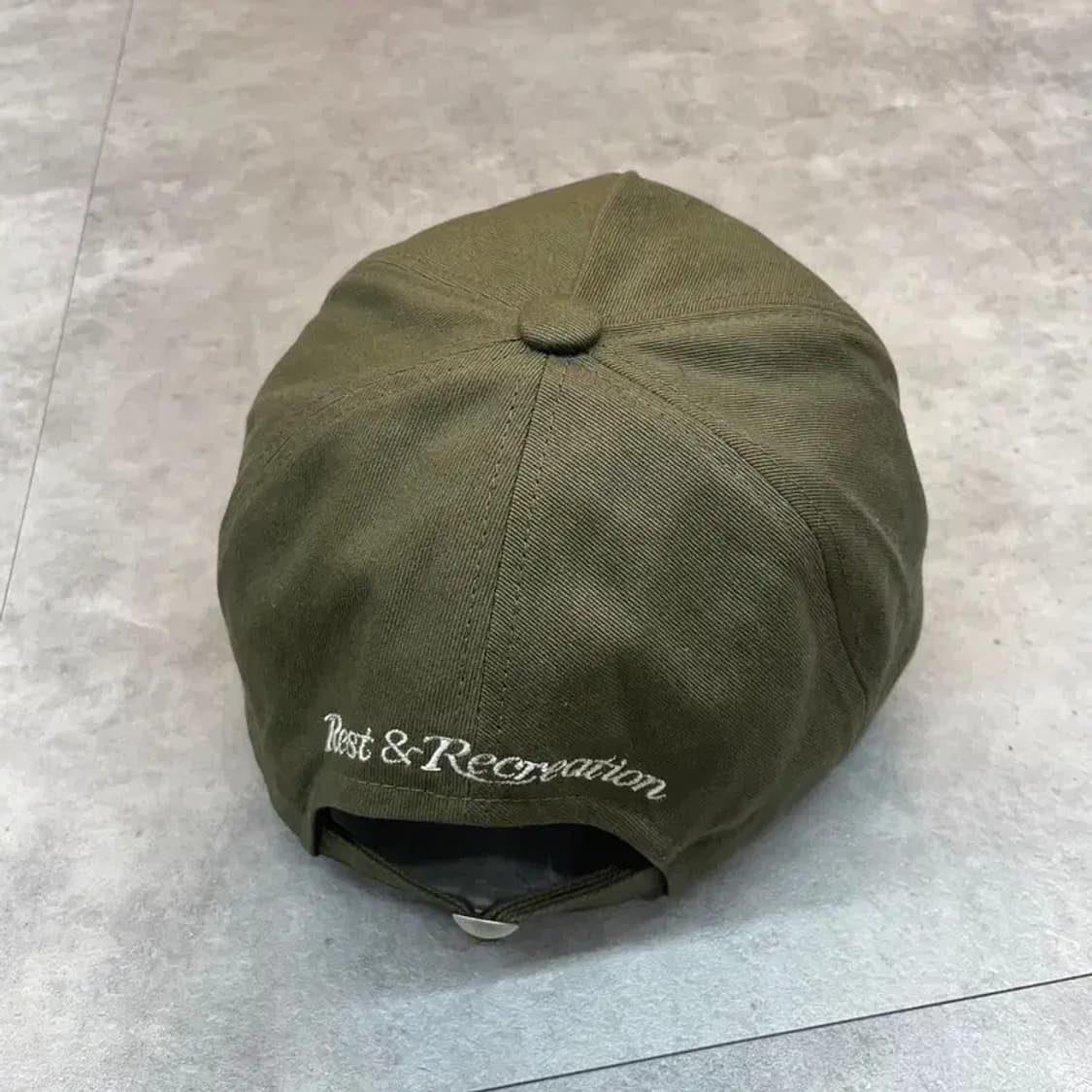 OS 새상품 레스트앤레크레이션 로고 코튼 볼캡 카키 상품이미지3