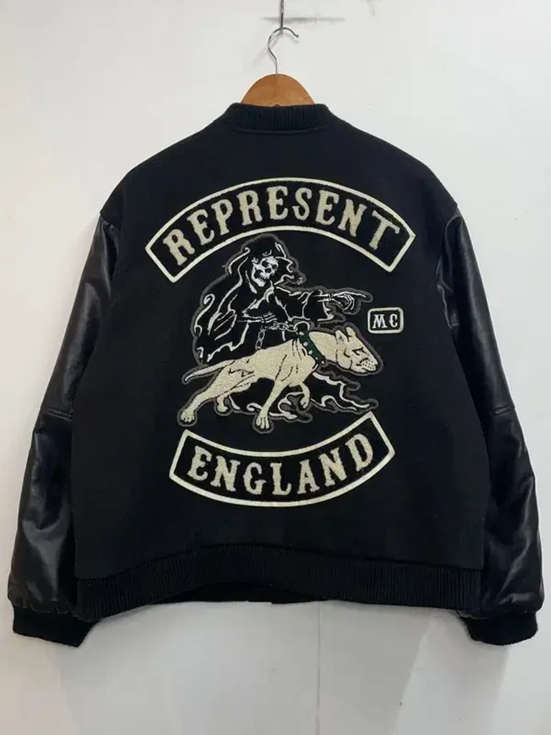 라지 리프레젠트 라지 오너스 클럽 바시티 자켓 블랙 상품이미지8