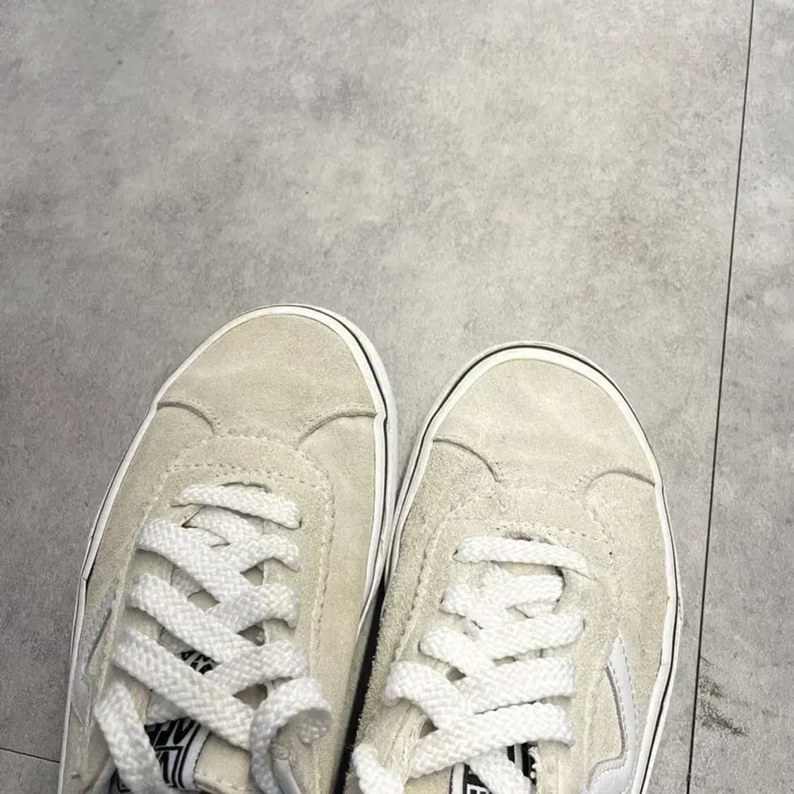 220 반스 스포츠 아이보리 스웨이드 스니커즈 상품이미지2