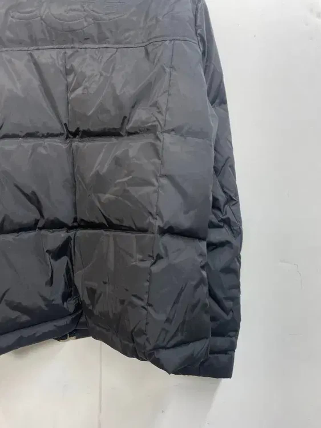 라지 어그 UGG 클래식 다운 자켓 블랙 상품이미지9