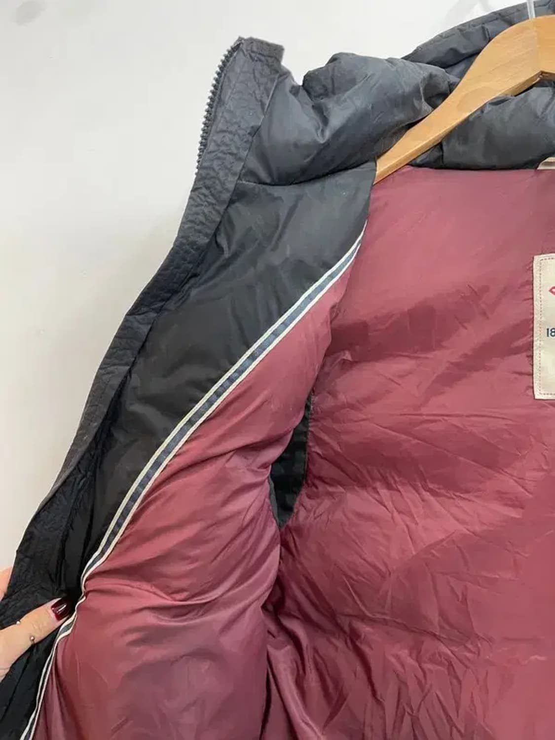 피레넥스 스파우트닉 리무버블 후드 다운 베스트 블랙 상품이미지8