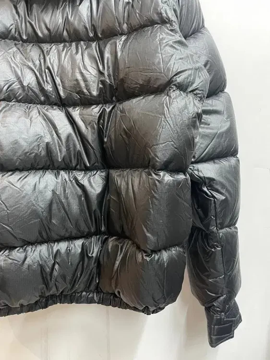 미디움 클루아니 마운티어링 다운패딩 점퍼 블랙 상품이미지9