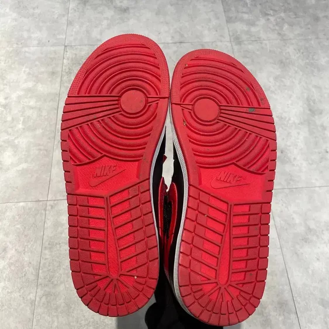 275 나이키 조던 1 미드 브레드 밴드 2020 상품이미지10