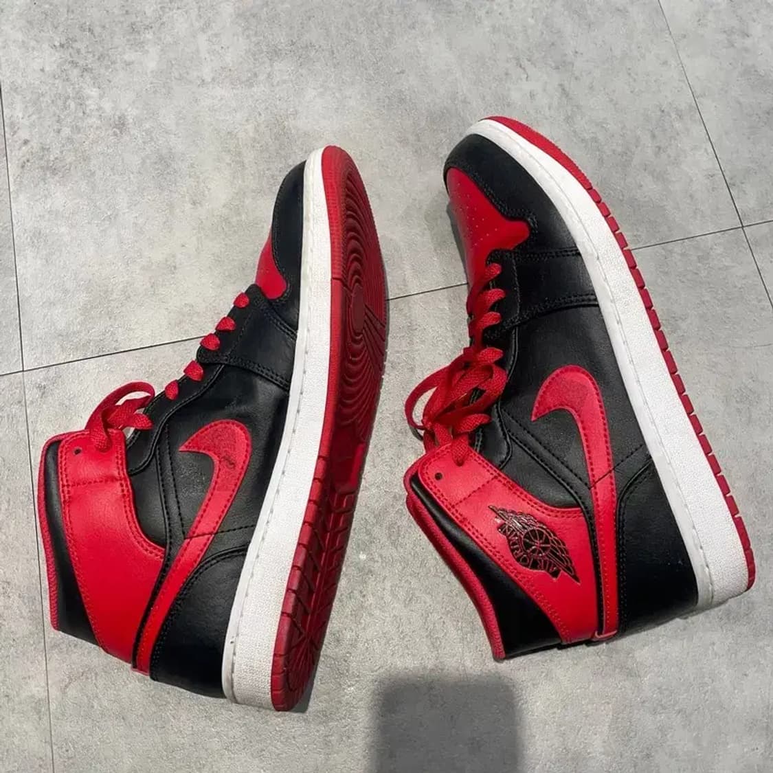 275 나이키 조던 1 미드 브레드 밴드 2020 상품이미지3