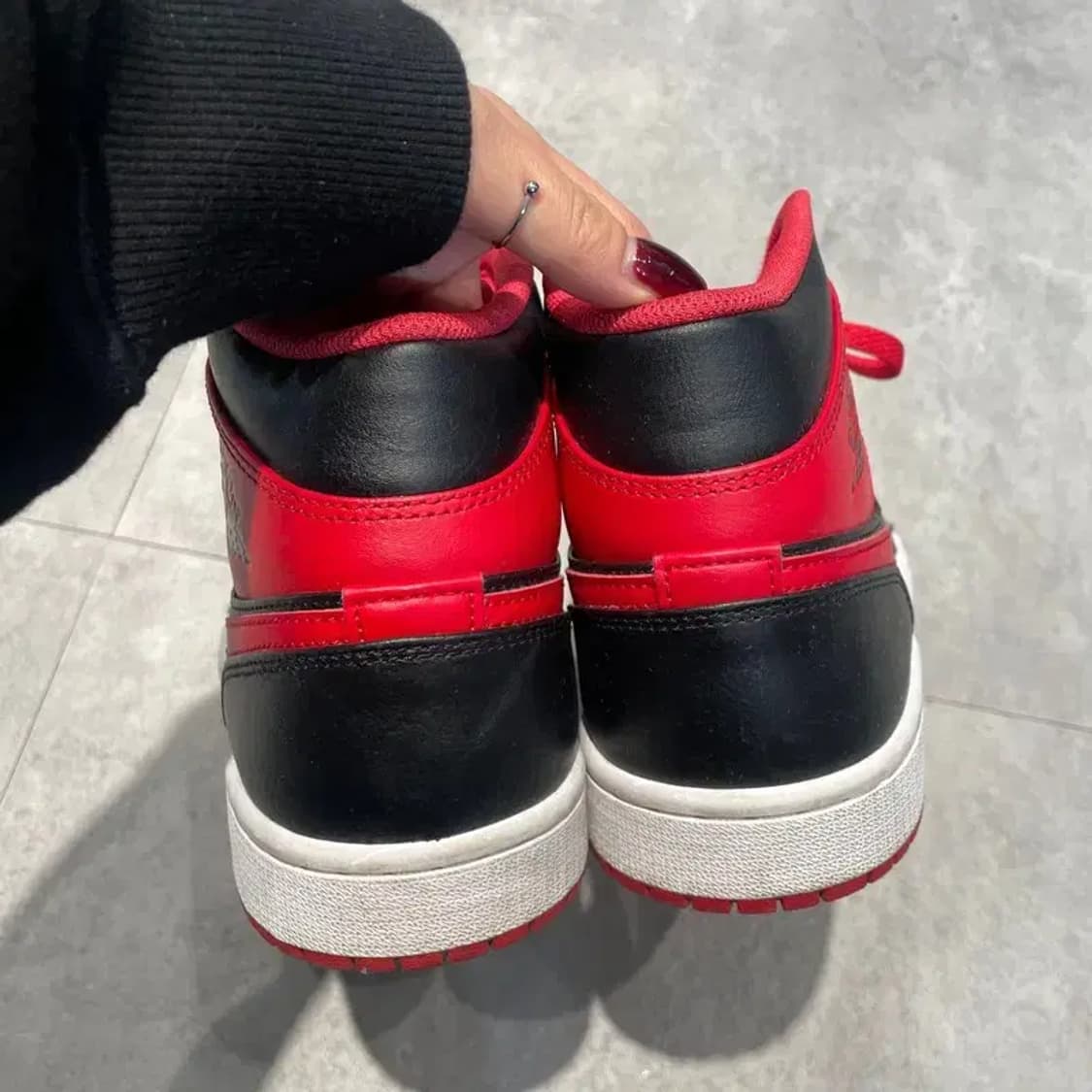 275 나이키 조던 1 미드 브레드 밴드 2020 상품이미지9