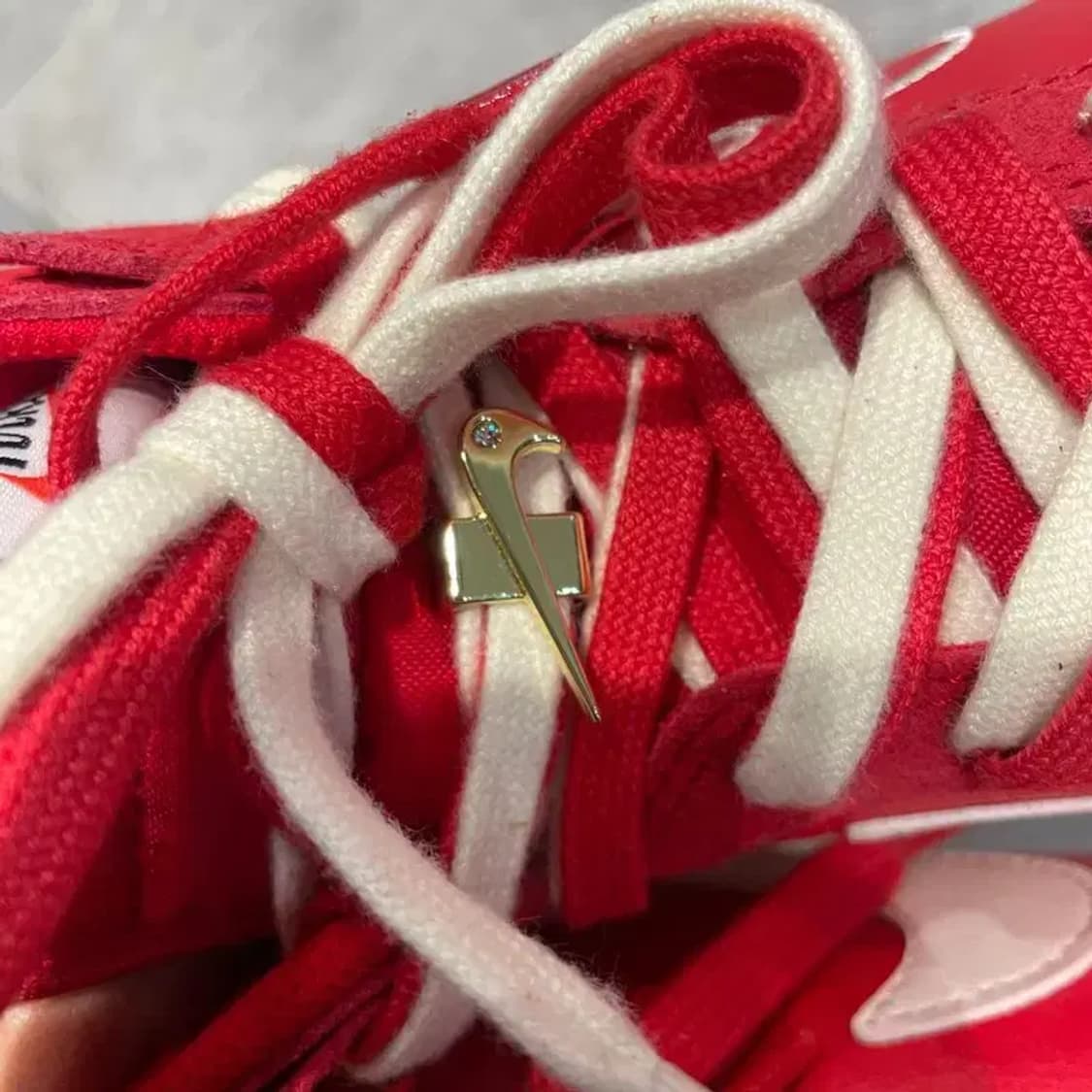 270 나이키 덩크 하이 SE 퍼스트 유즈 유니버시티 레드 상품이미지3