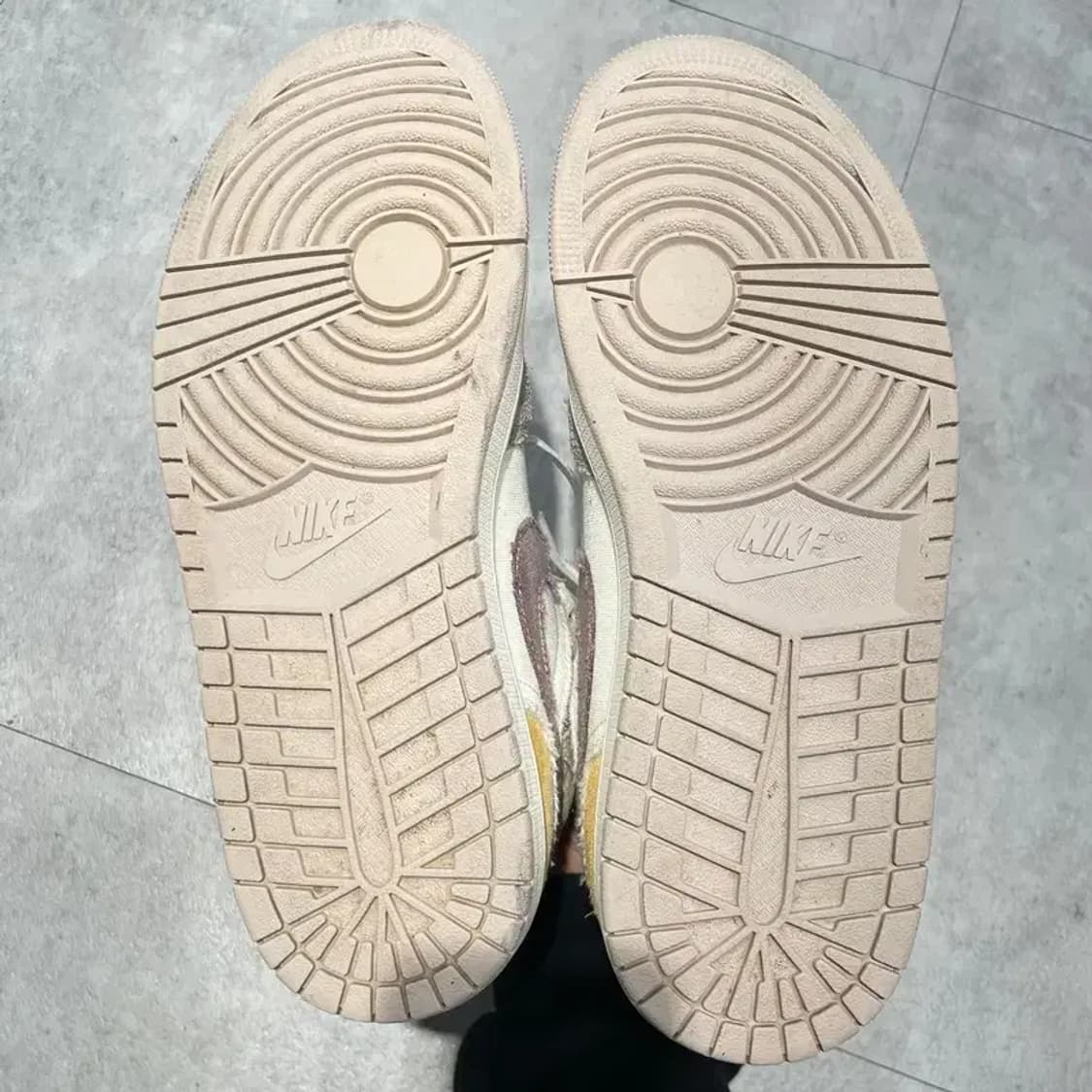 270 나이키 조던 1 미드 SE 크래프트 토프 헤이즈 상품이미지10