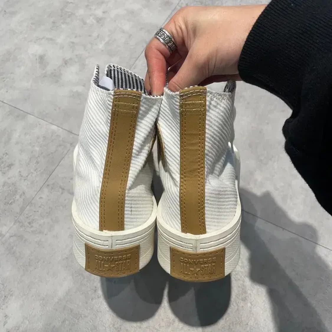 270 컨버스 척테일러 올스타 모던 리프트 플랫폼 코듀로이 에그렛 상품이미지8