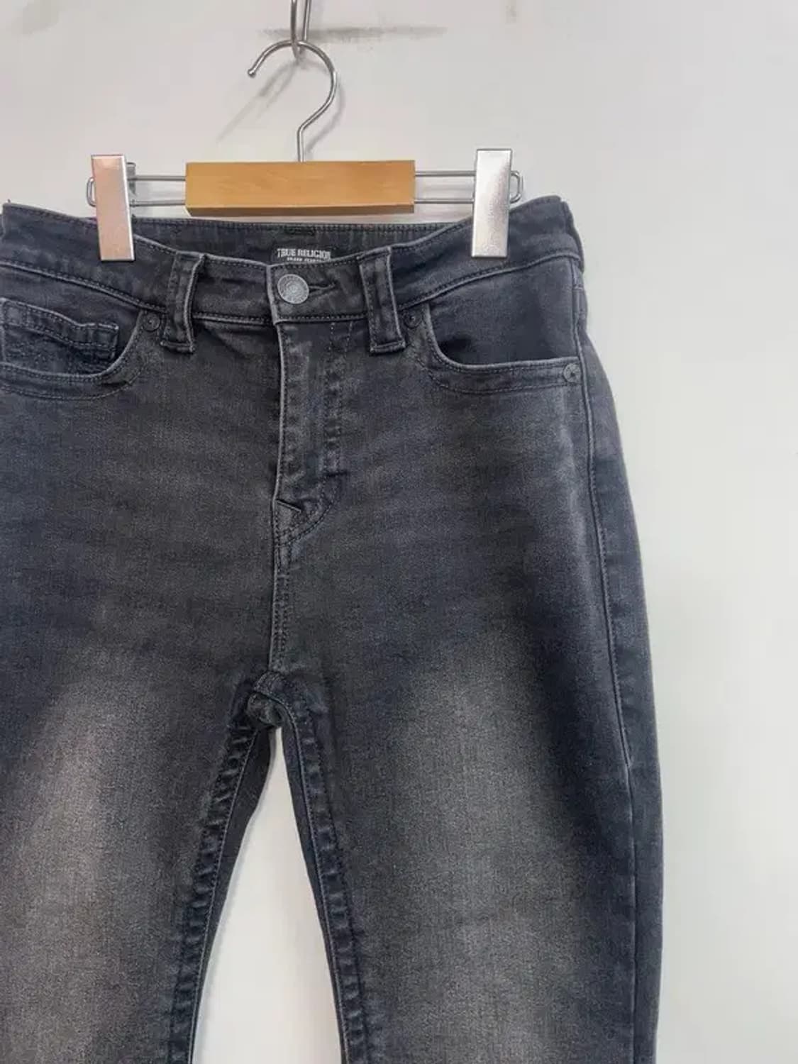 28 트루릴리전 올드스쿨 데님 부츠컷 팬츠 흑청 상품이미지4