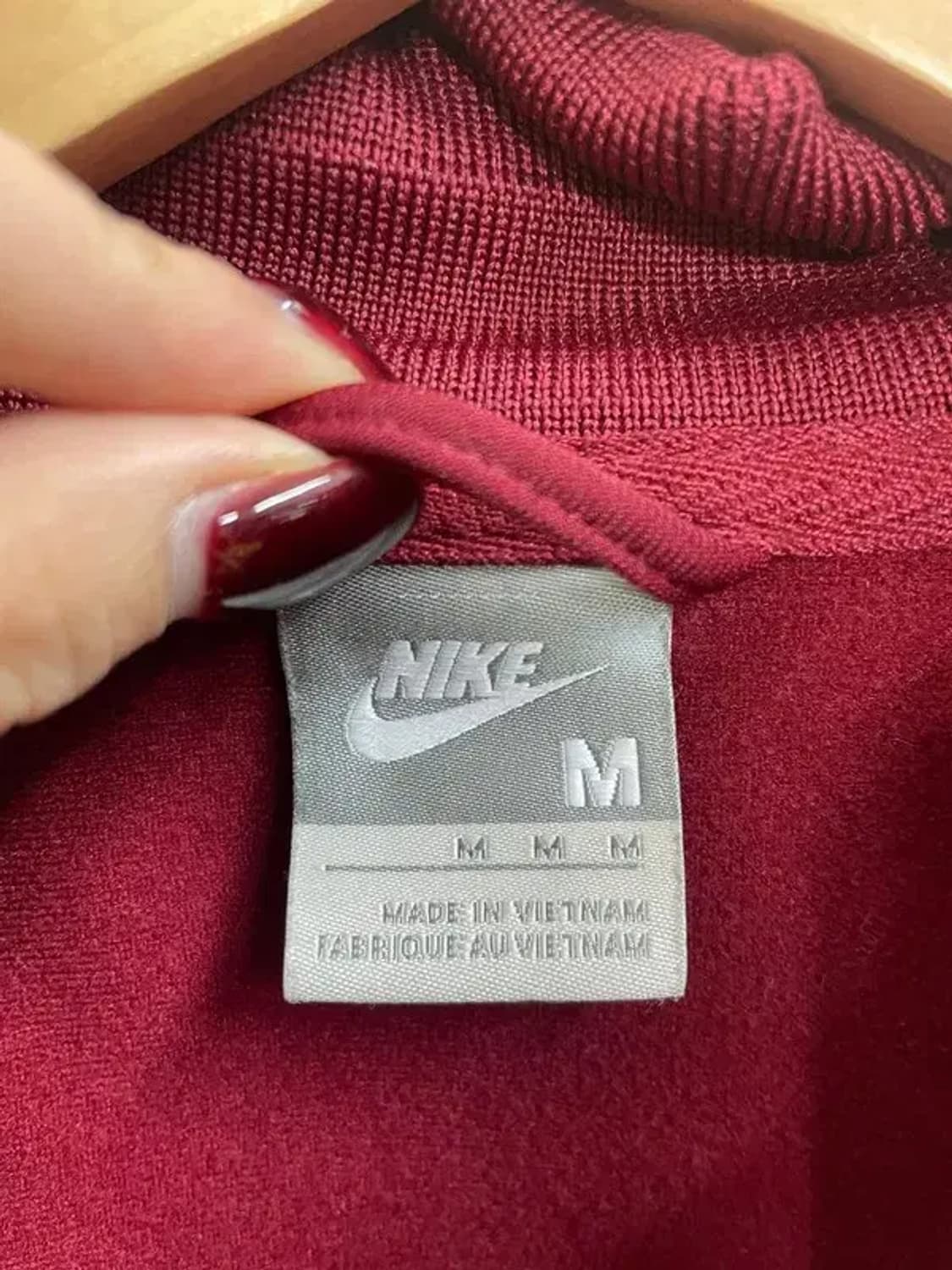 미디움 나이키 버건디 스우시 져지 트레이닝탑 상품이미지6