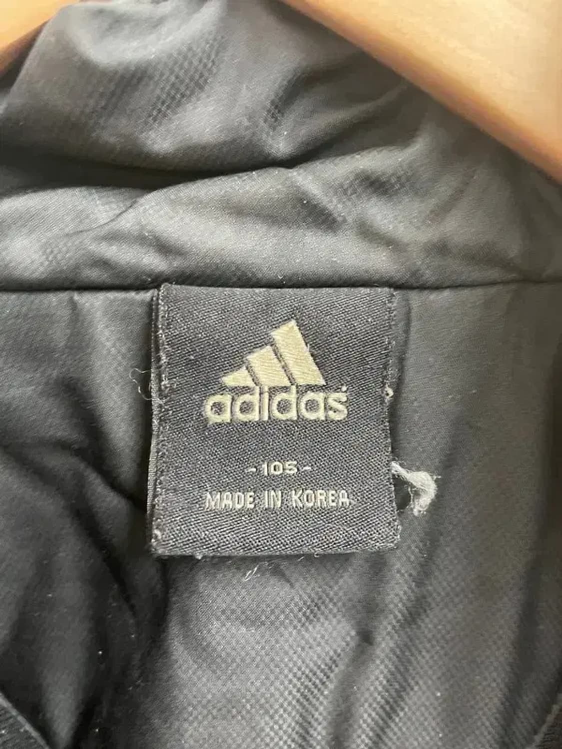 105 아디다스 올드스쿨 삼선 누빔 점퍼 블랙 상품이미지5