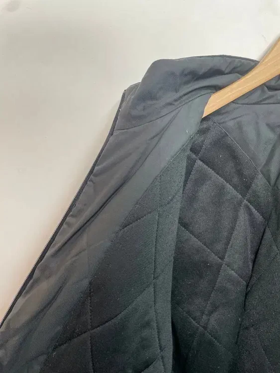 105 아디다스 올드스쿨 삼선 누빔 점퍼 블랙 상품이미지6