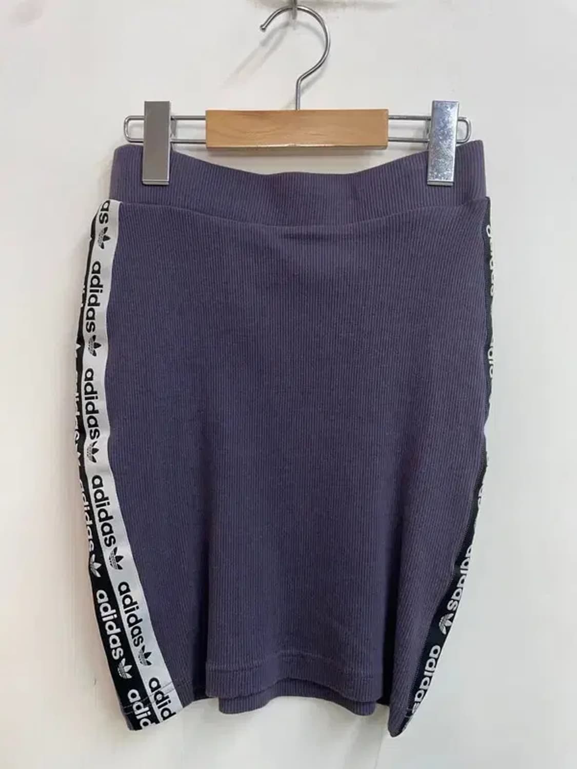 xs 아디다스 3 스트라이프 미니 스커트 상품이미지2