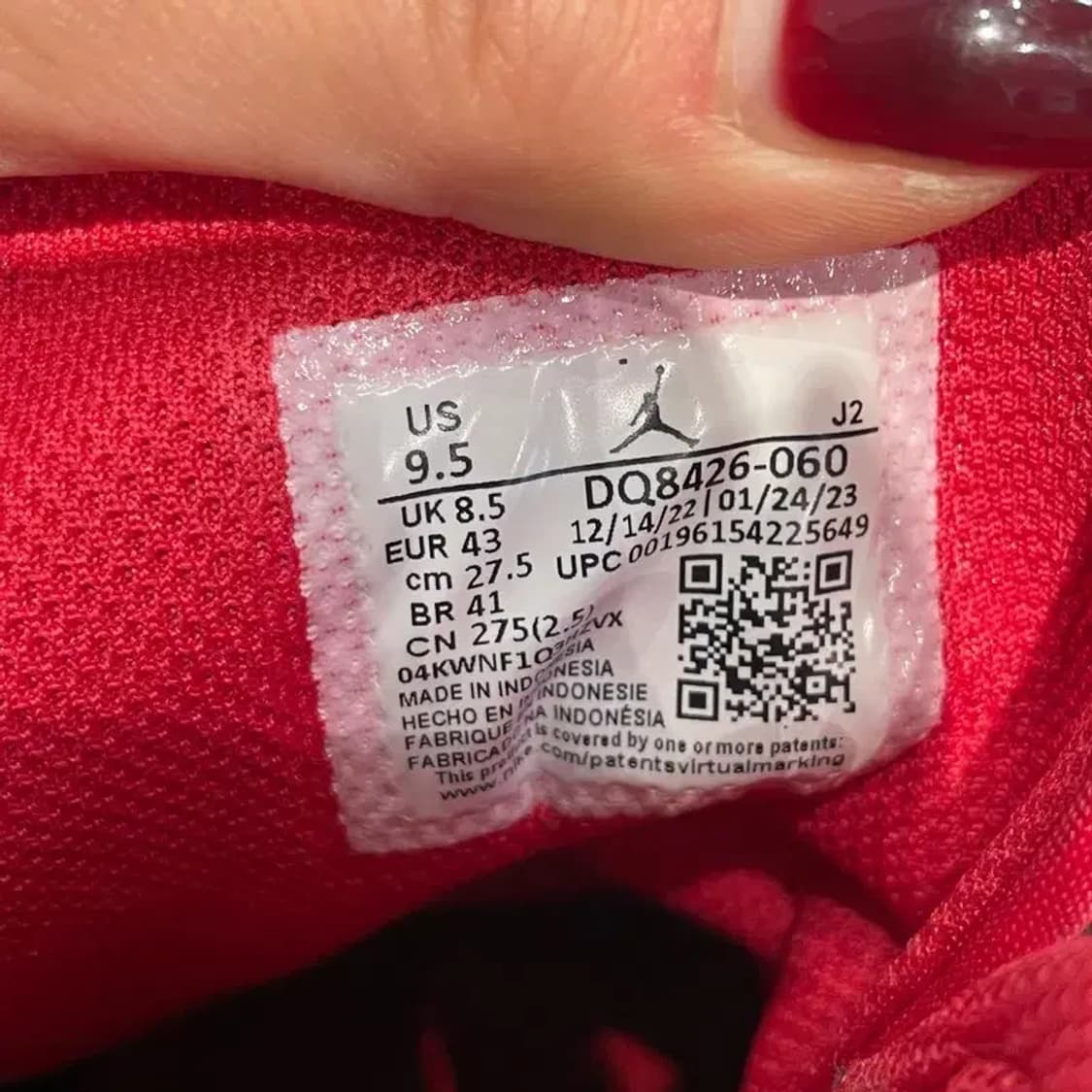 275 조던 1 미드 블랙 파이어 레드 하이탑 스니커즈 상품이미지10