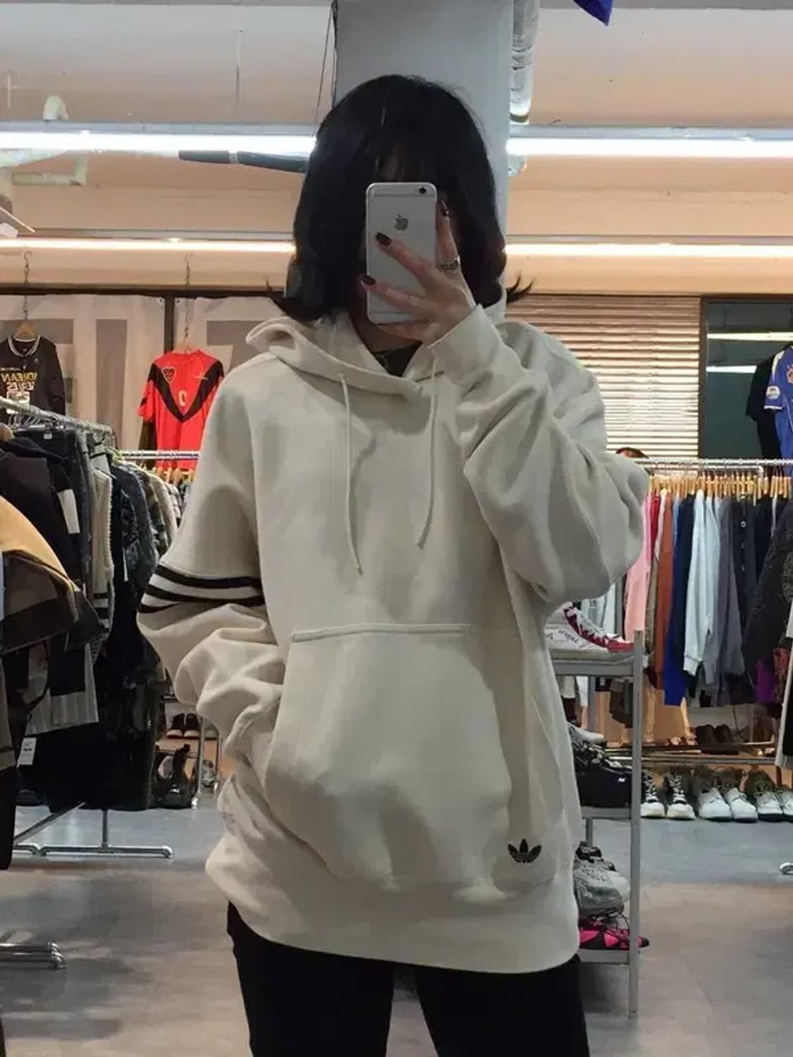 아디다스 오리지널스 뉴클래식 후드 원더 화이트 b급오염 상품이미지1