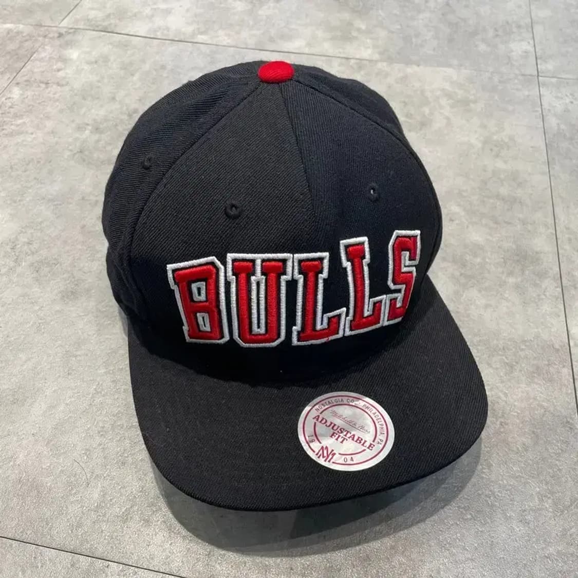미첼 앤 네스  시카고 불스 트리플 플레이 스냅백 모자 상품이미지2