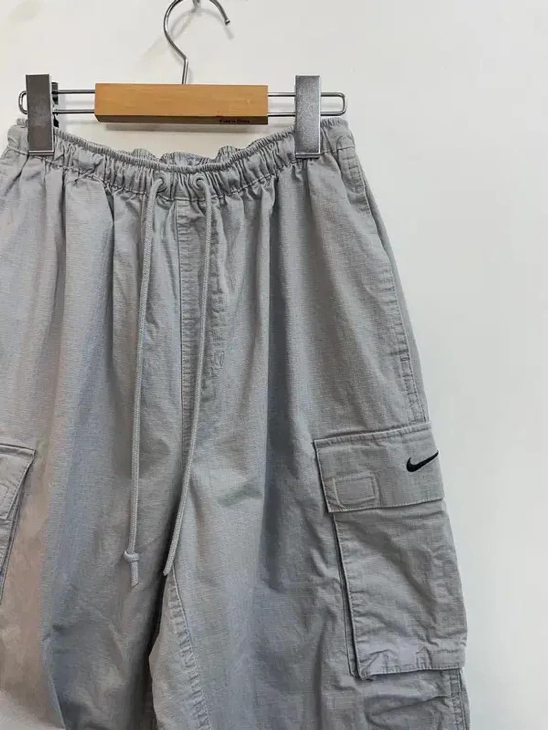 나이키 여성 우먼 미드라이즈 카고팬츠 바지 라이트 스모크 그레이 상품이미지4