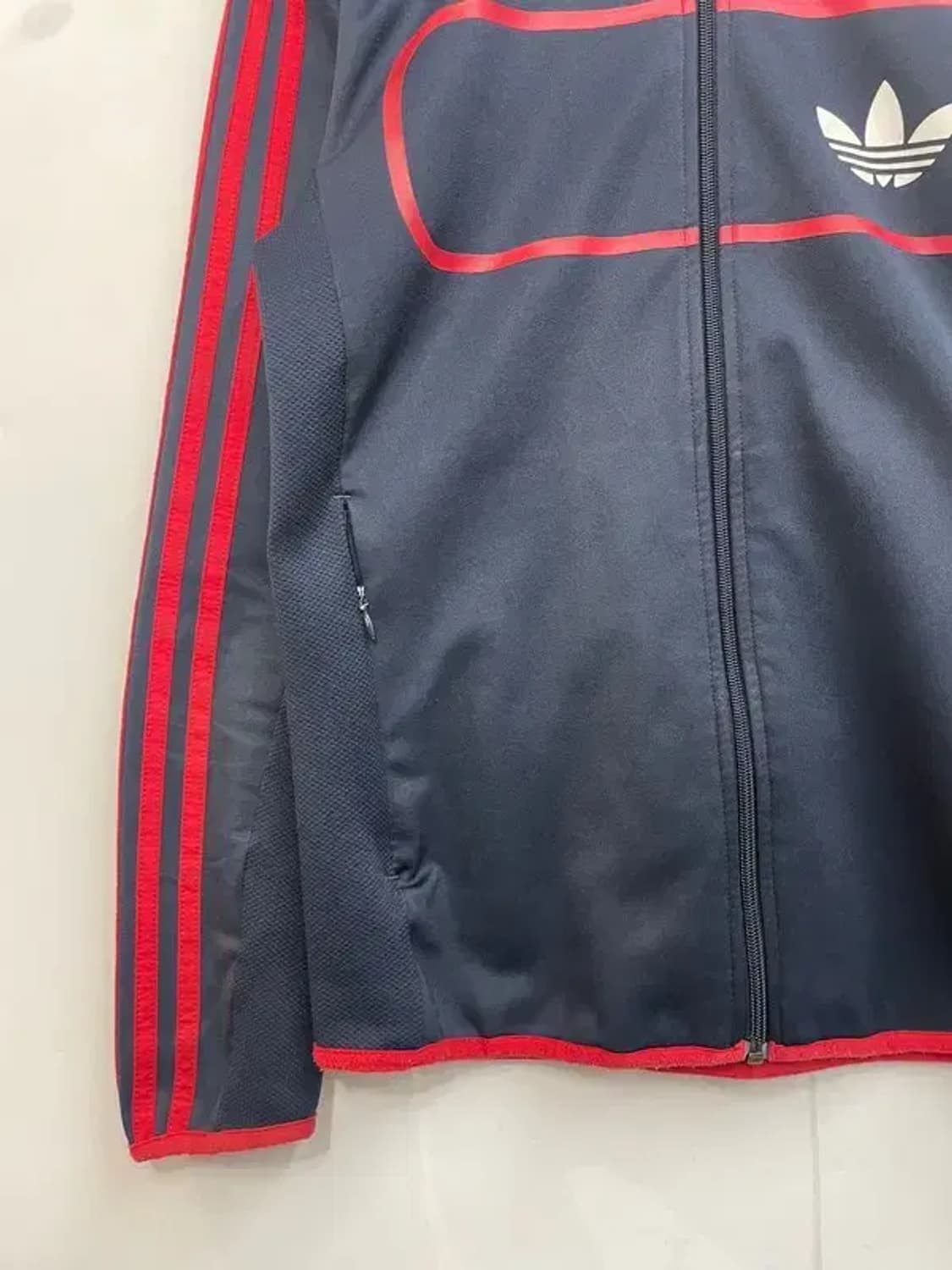 95 아디다스 오리지널스 삼선 로고 불꽃 집업 져지 상품이미지3