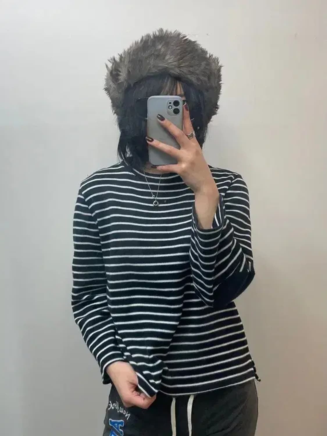 미디움 벤시몽 스트라이프 오버핏 긴팔티셔츠 상품이미지1