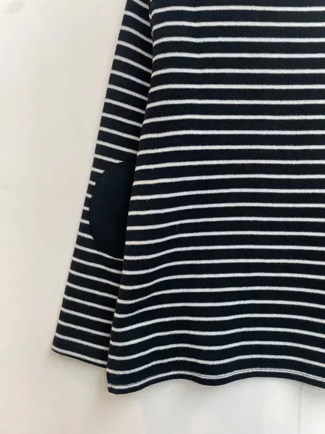 미디움 벤시몽 스트라이프 오버핏 긴팔티셔츠 상품이미지8