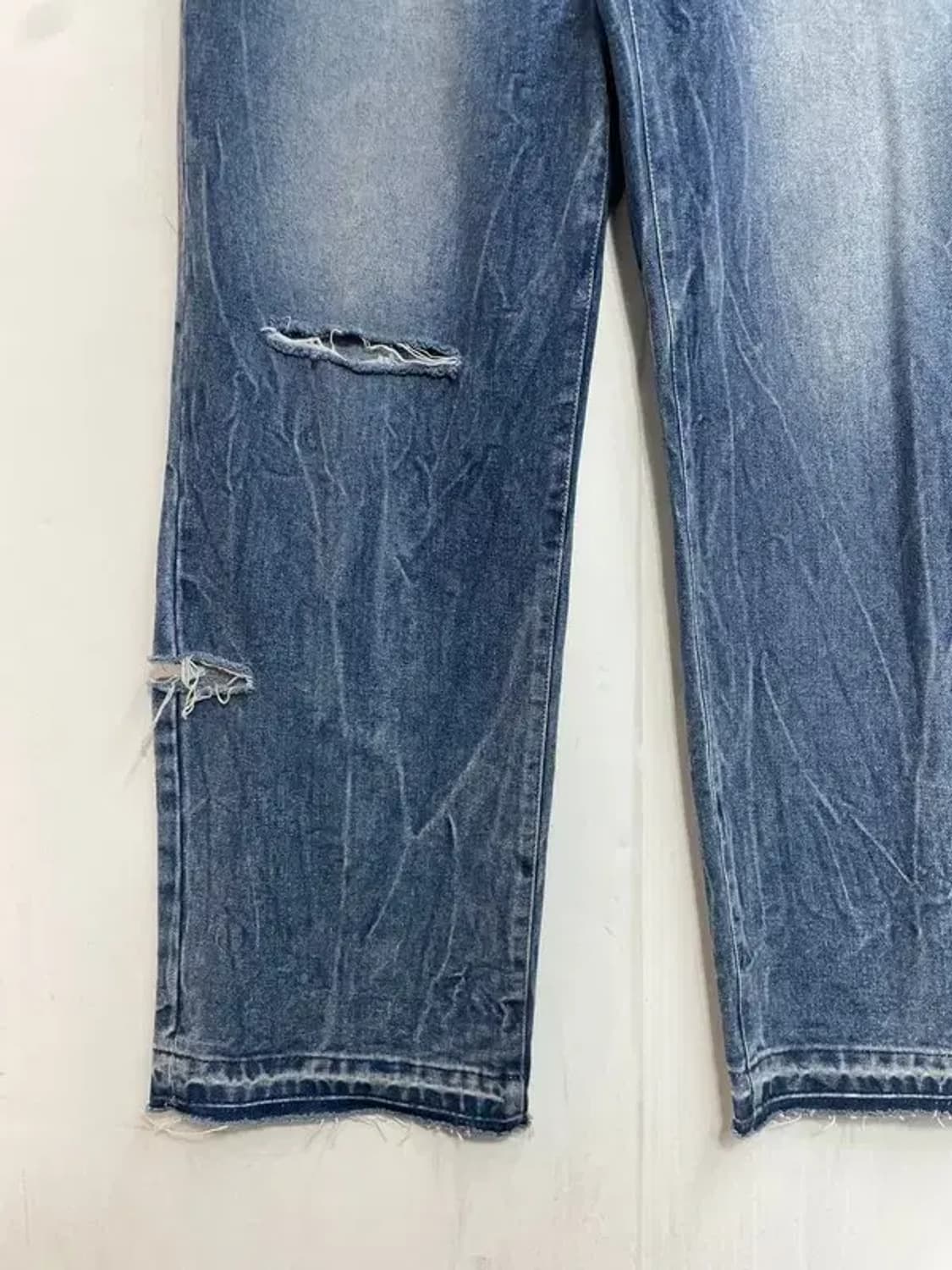 더블유엠씨 컷아웃 링클페이드 데님 와이드핏 상품이미지3