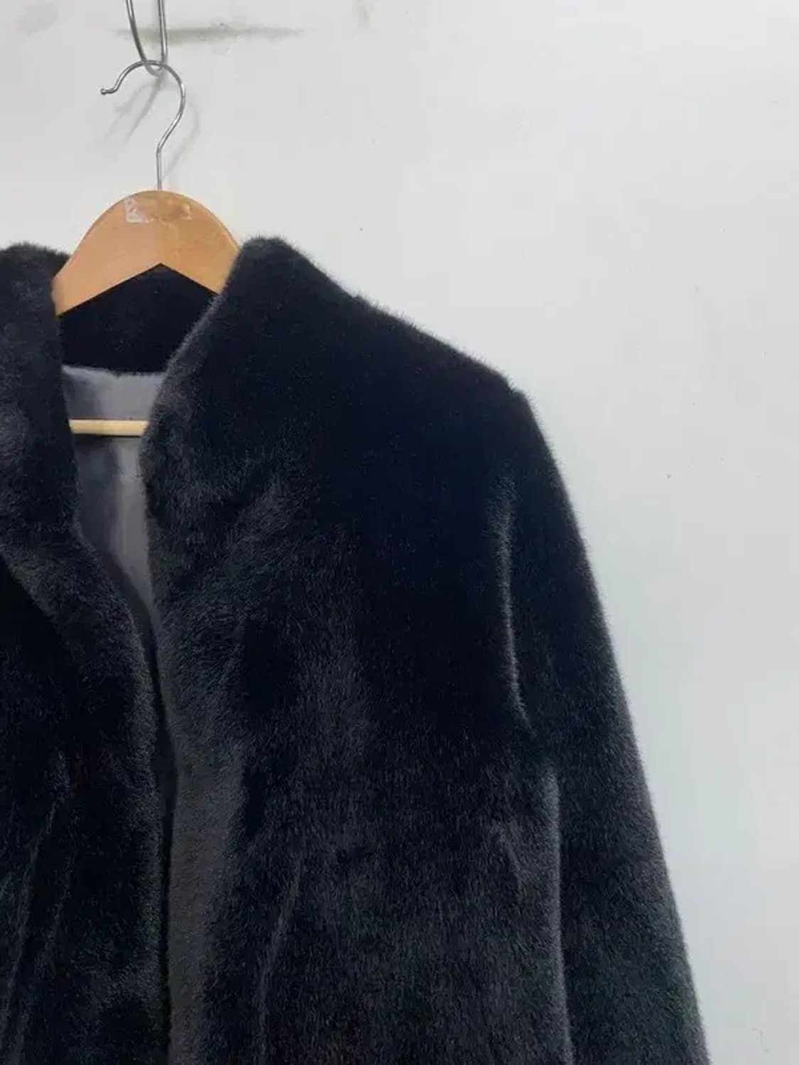 프리 Ba q 여자 인조 퍼 하프 코트 블랙 상품이미지4