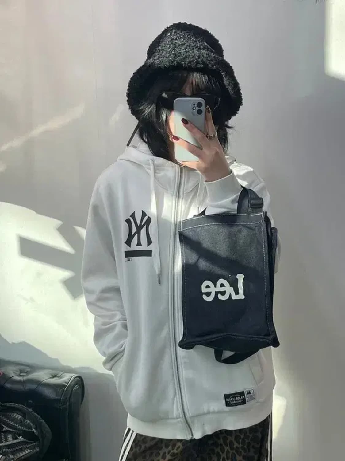 프리 lee 이니스프리 데님 미니백 가방 상품이미지1