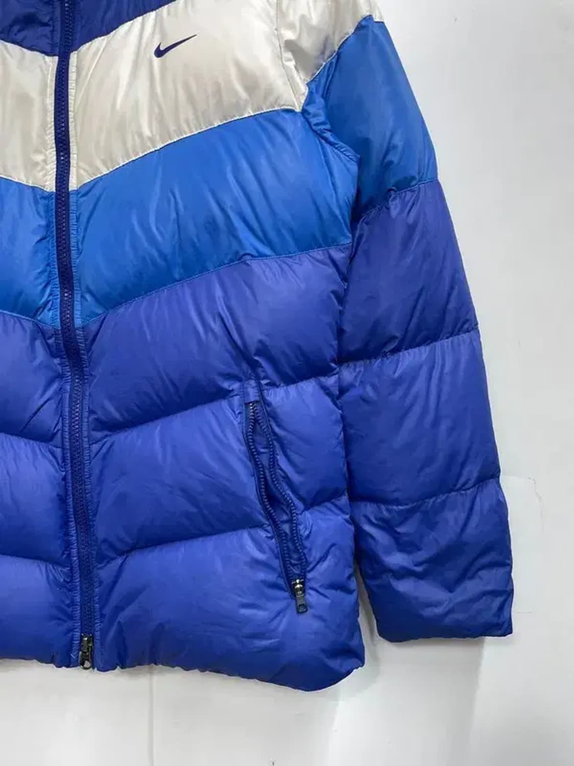 XL 나이키 올드스쿨 투톤로고 스우시 패딩 다운점퍼 상품이미지3