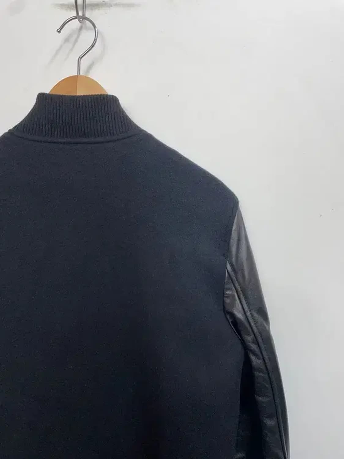 미디움 LOFI 신슐레이트 양가죽 바시티 자켓 상품이미지10