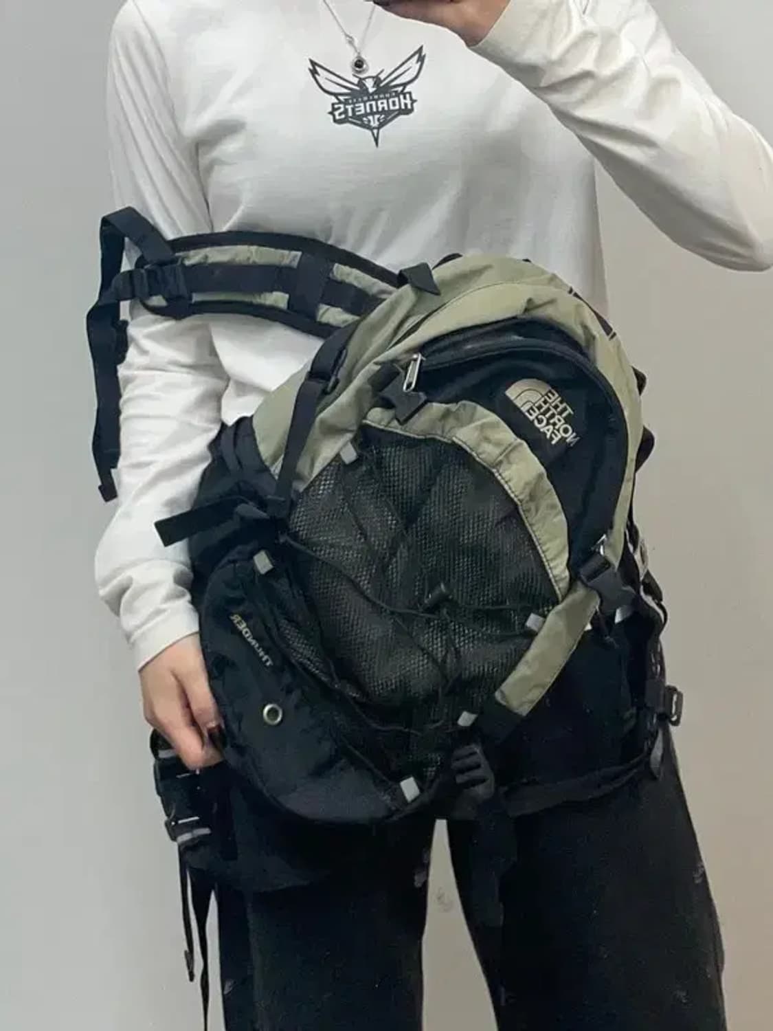 노스페이스 이큅먼트 썬더 12L 백팩 가방 상품이미지1