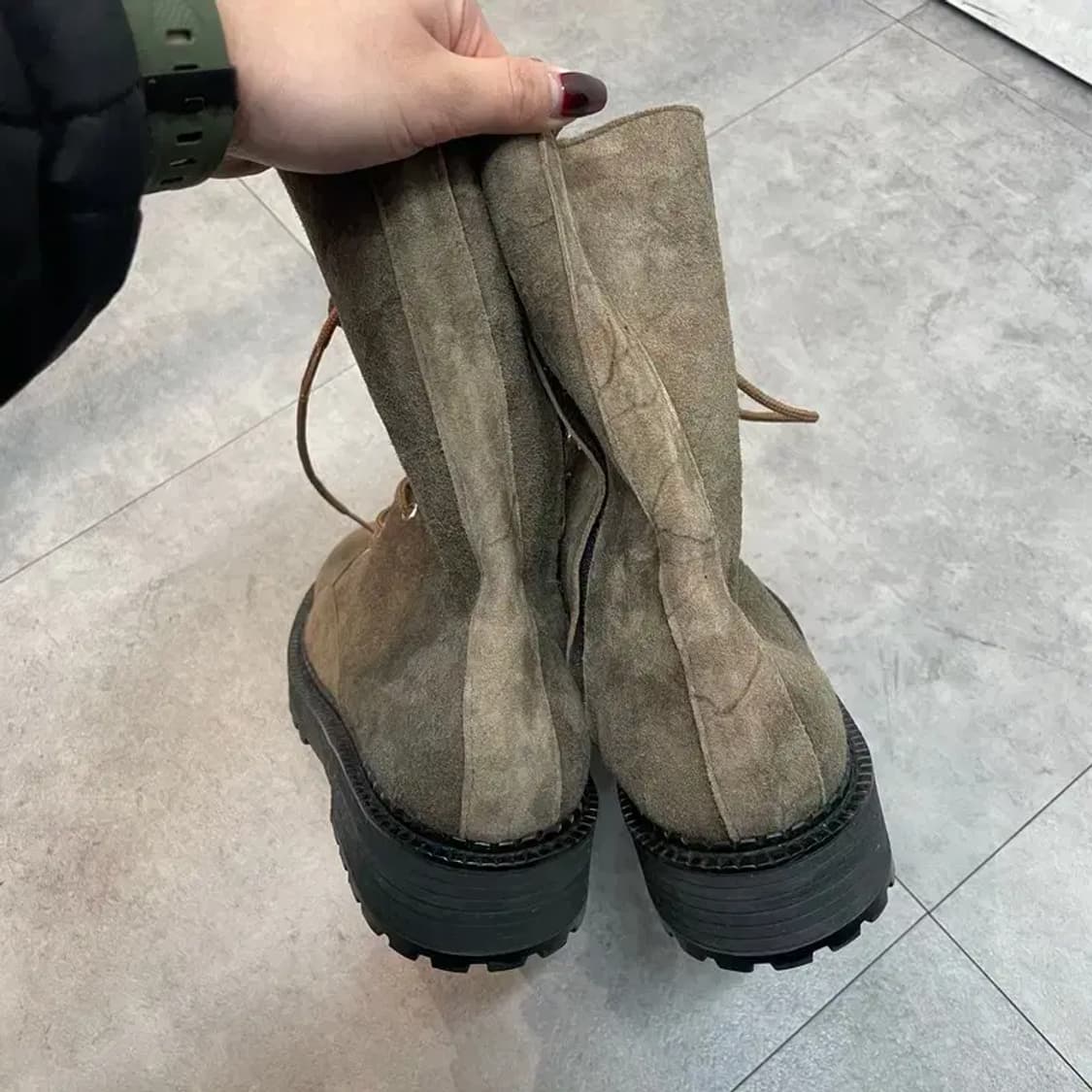 260 디블랙  스웨이드 레이스업 앵클 부츠 브라운 상품이미지8