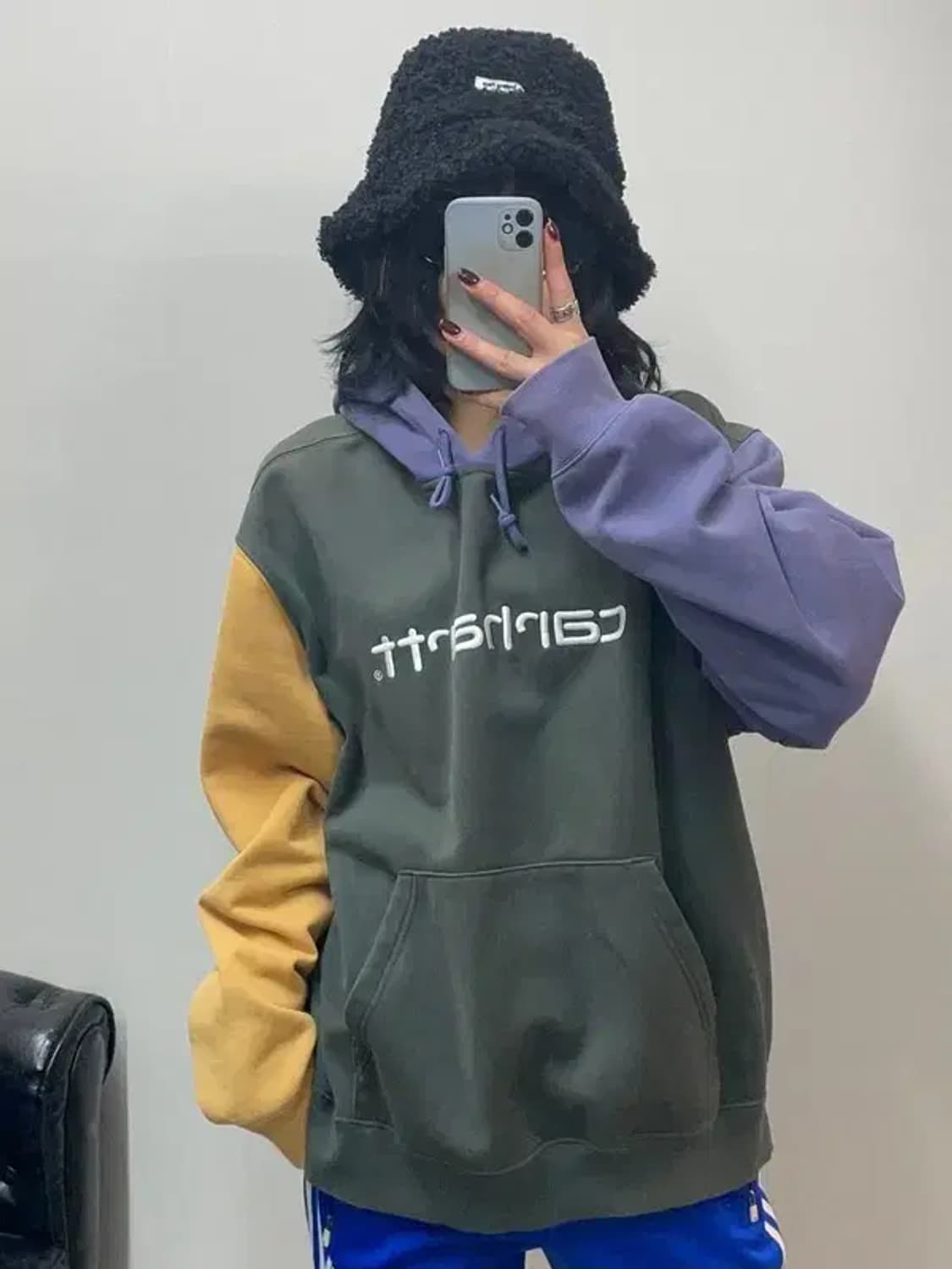 라지 칼하트 WIP 오버핏 배색 후드 티셔츠 상품이미지1