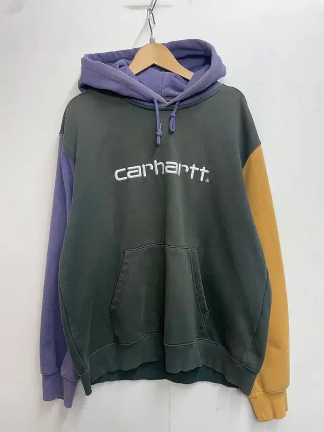 라지 칼하트 WIP 오버핏 배색 후드 티셔츠 상품이미지2