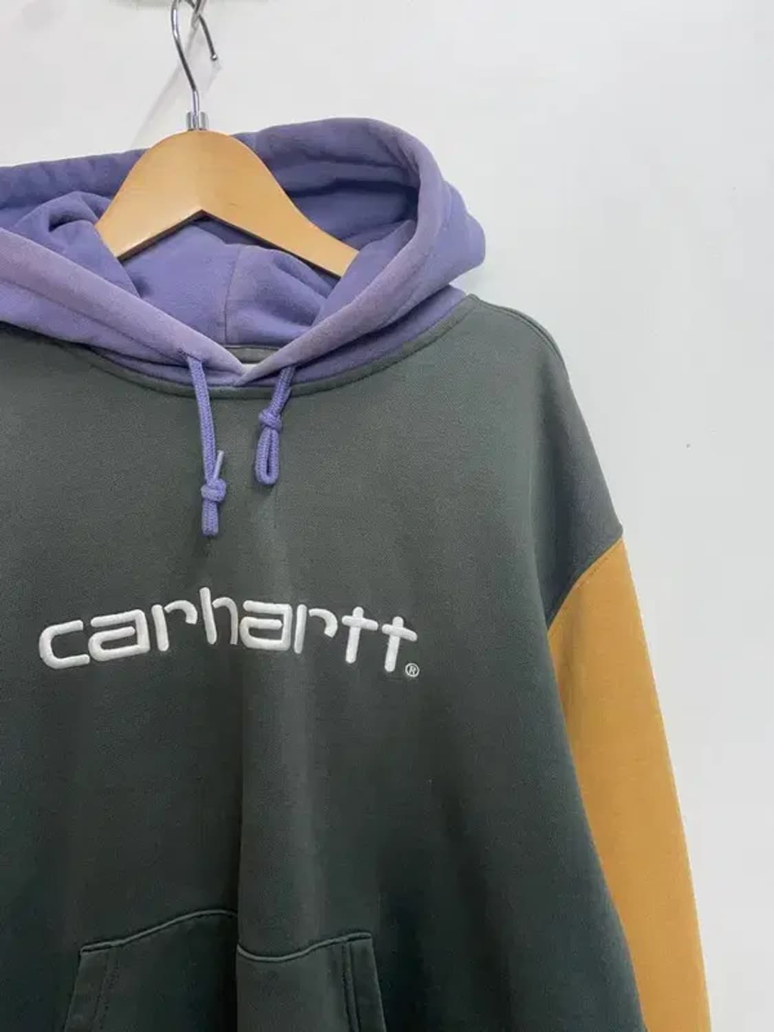 라지 칼하트 WIP 오버핏 배색 후드 티셔츠 상품이미지4