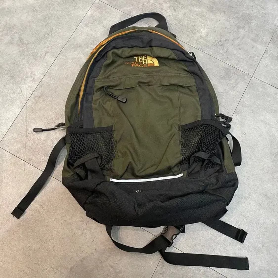 노스페이스 보리알리스 백팩 가방 b그레이드 오염존재 상품이미지2