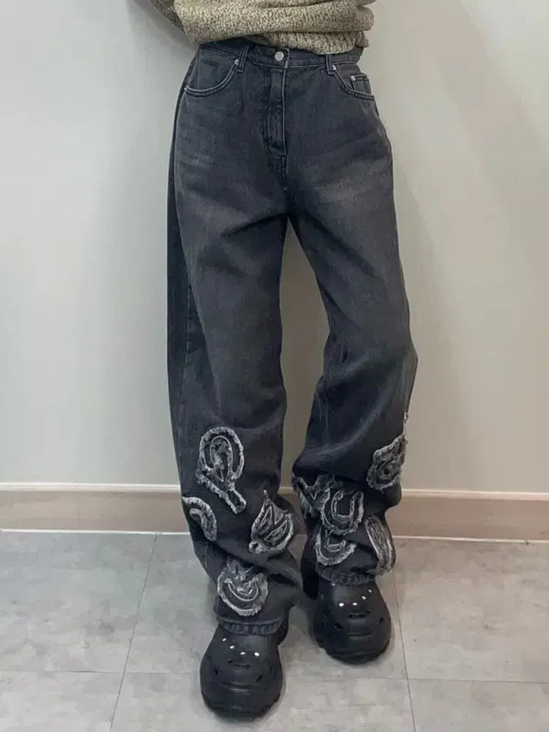 2 오와이 패치로고 워싱 데님 팬츠 와이드진 블랙 상품이미지1