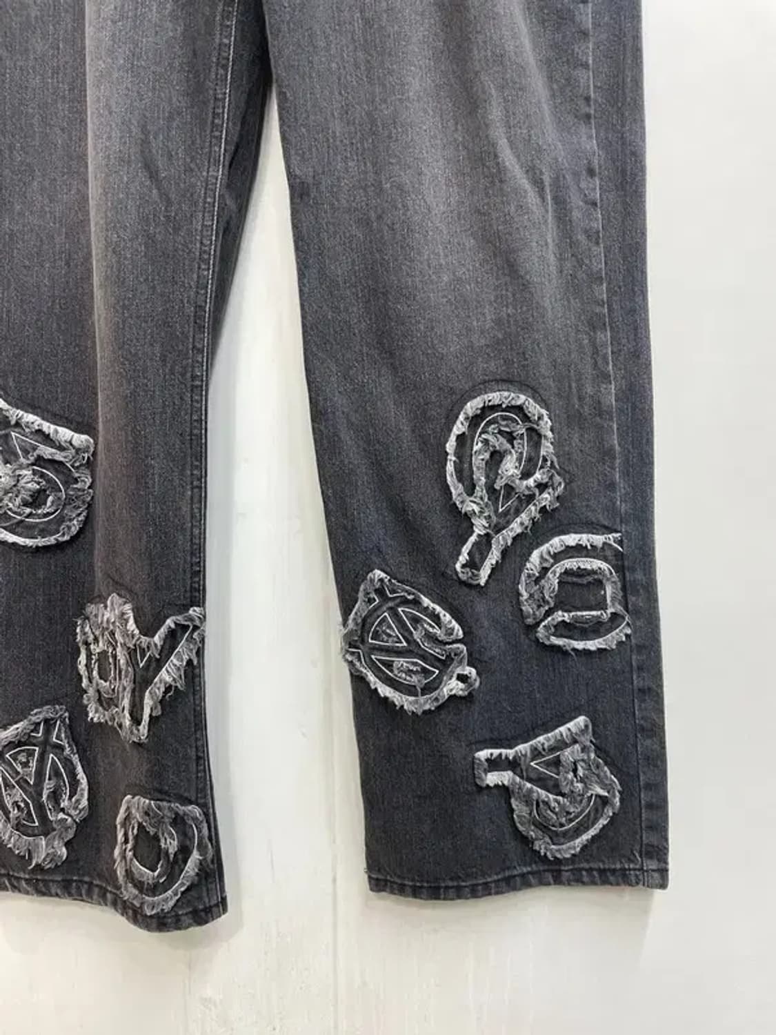 2 오와이 패치로고 워싱 데님 팬츠 와이드진 블랙 상품이미지3