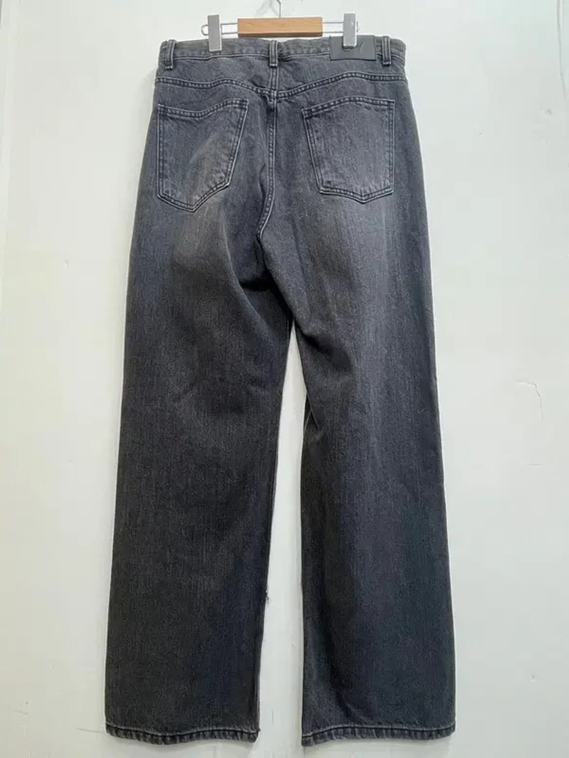 2 오와이 패치로고 워싱 데님 팬츠 와이드진 블랙 상품이미지8