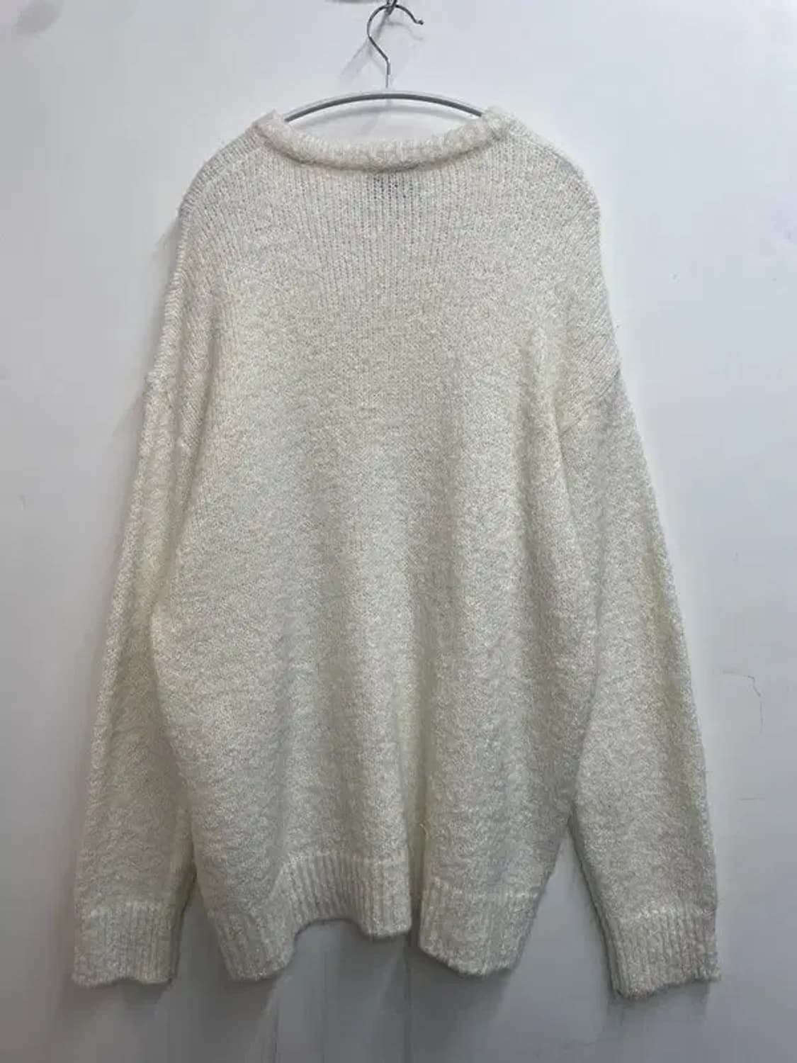 라지 미니멀 프로젝트 오버핏 니트 스웨터 아이보리 상품이미지7