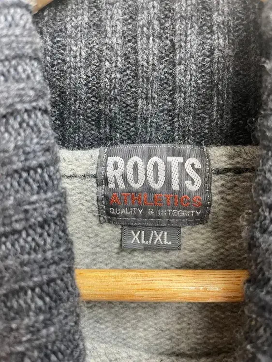 XL ROOTS 오버핏 스트라이프 목폴라 니트 스웨터 그레이 상품이미지6