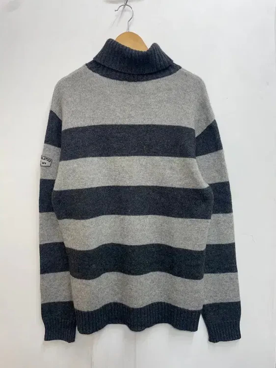 XL ROOTS 오버핏 스트라이프 목폴라 니트 스웨터 그레이 상품이미지8