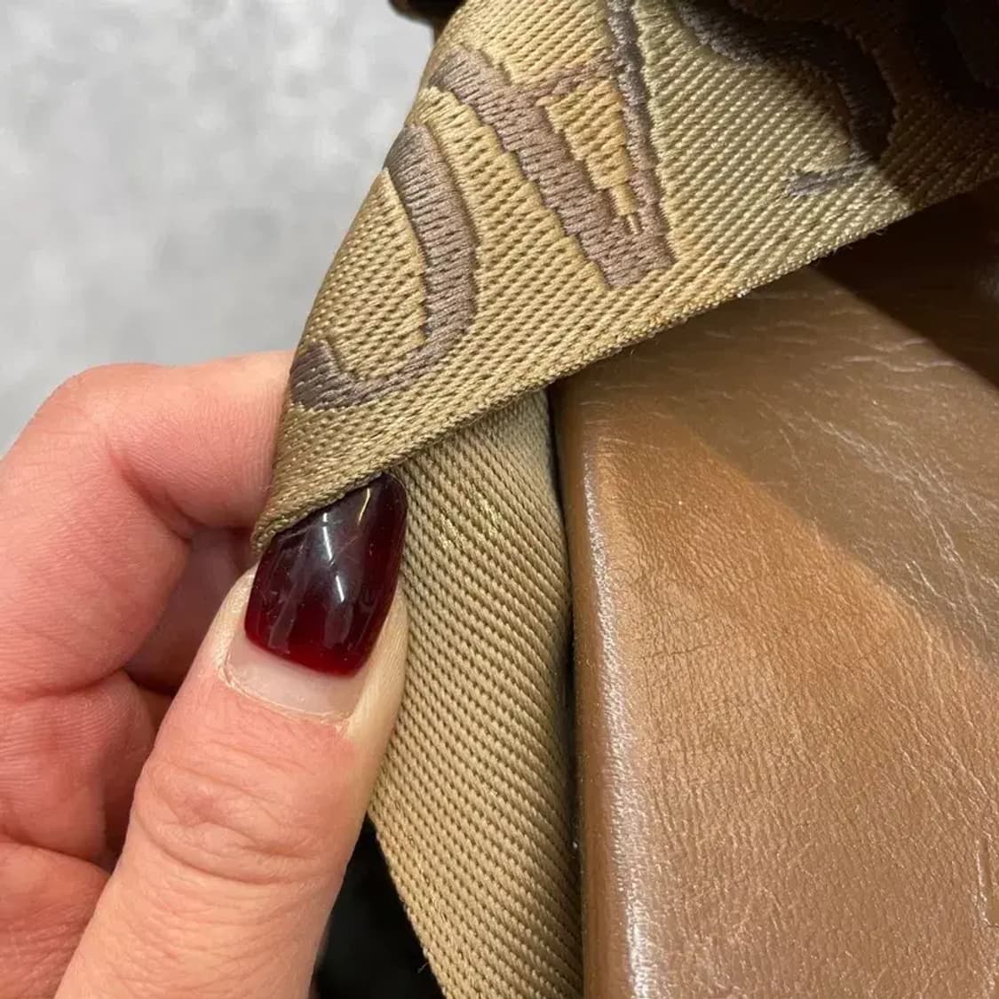 43 베르사체 올오버 크로스 샌들 브라운 상품이미지4