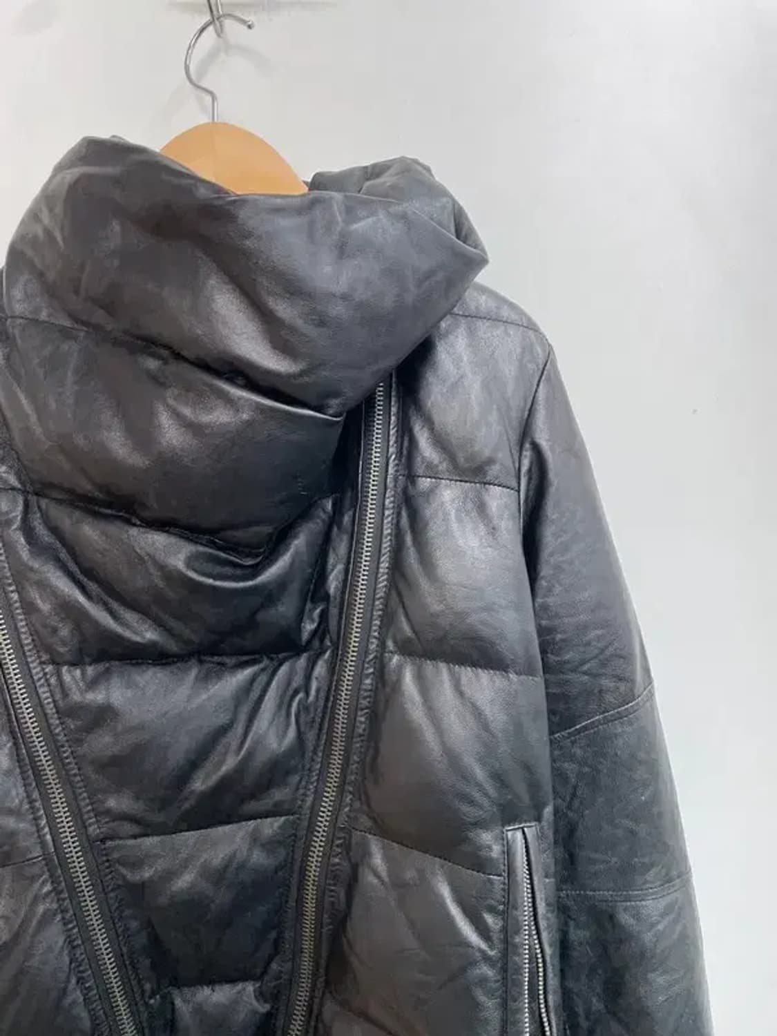 이쥬컬렉션 양가죽 레더 사선 점퍼 자켓 상품이미지4