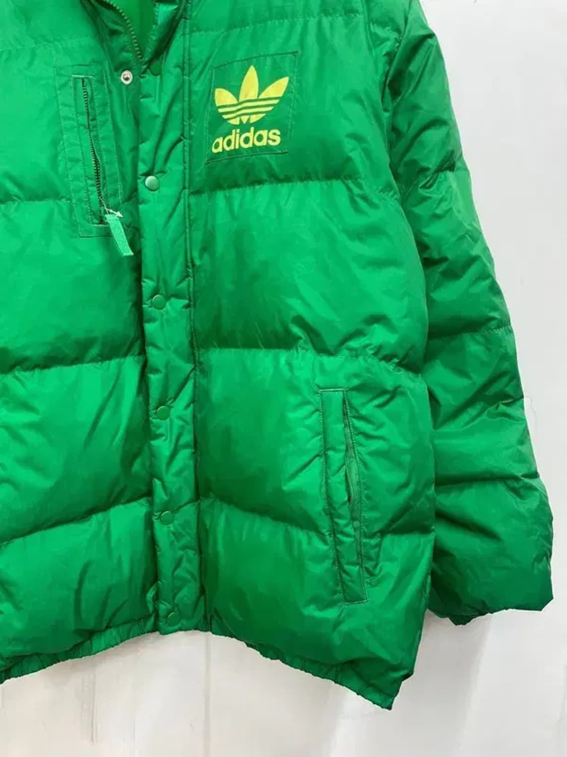 미디움 아디다스 파이어버드 덕다운 올드스쿨 푸퍼 패딩 그린 상품이미지3