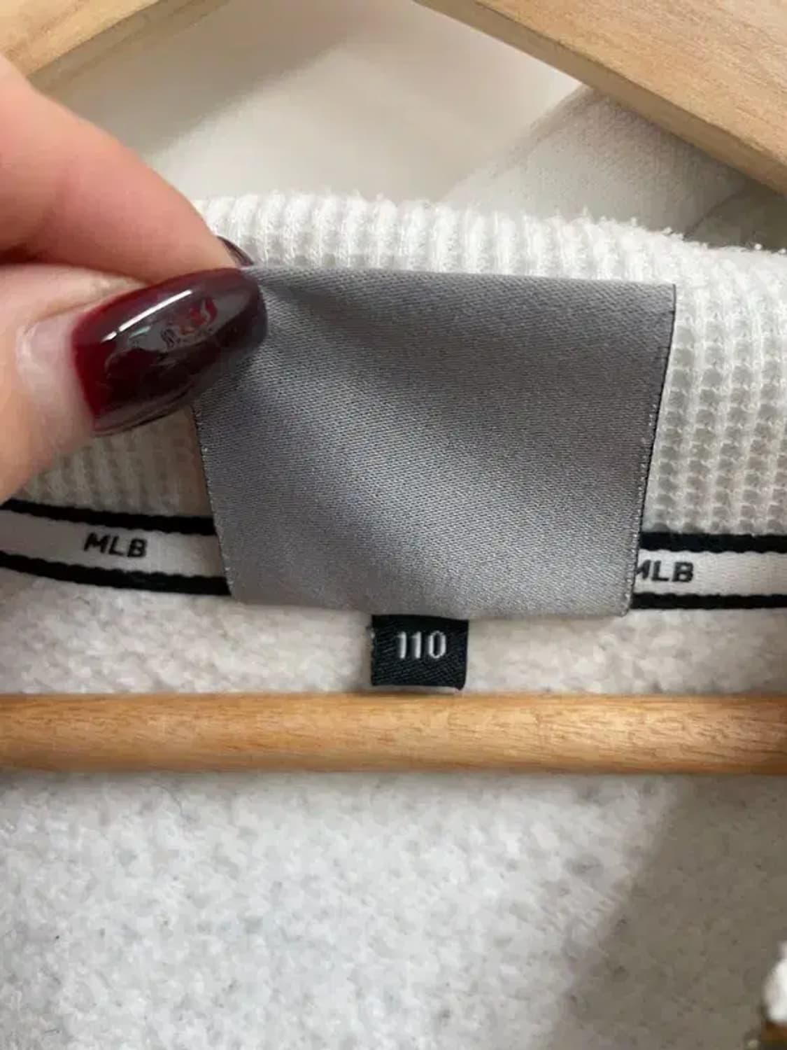 110 MLB 뉴욕 양키스 로고 후드 집업 화이트 상품이미지6