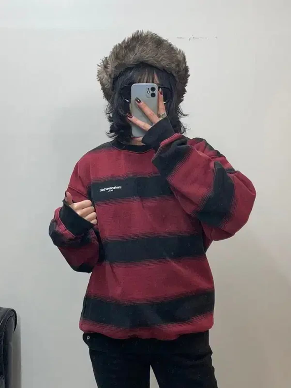 라지 디스이즈네버댓 스트라이프 스웨트셔츠 맨투맨 레드 상품이미지1