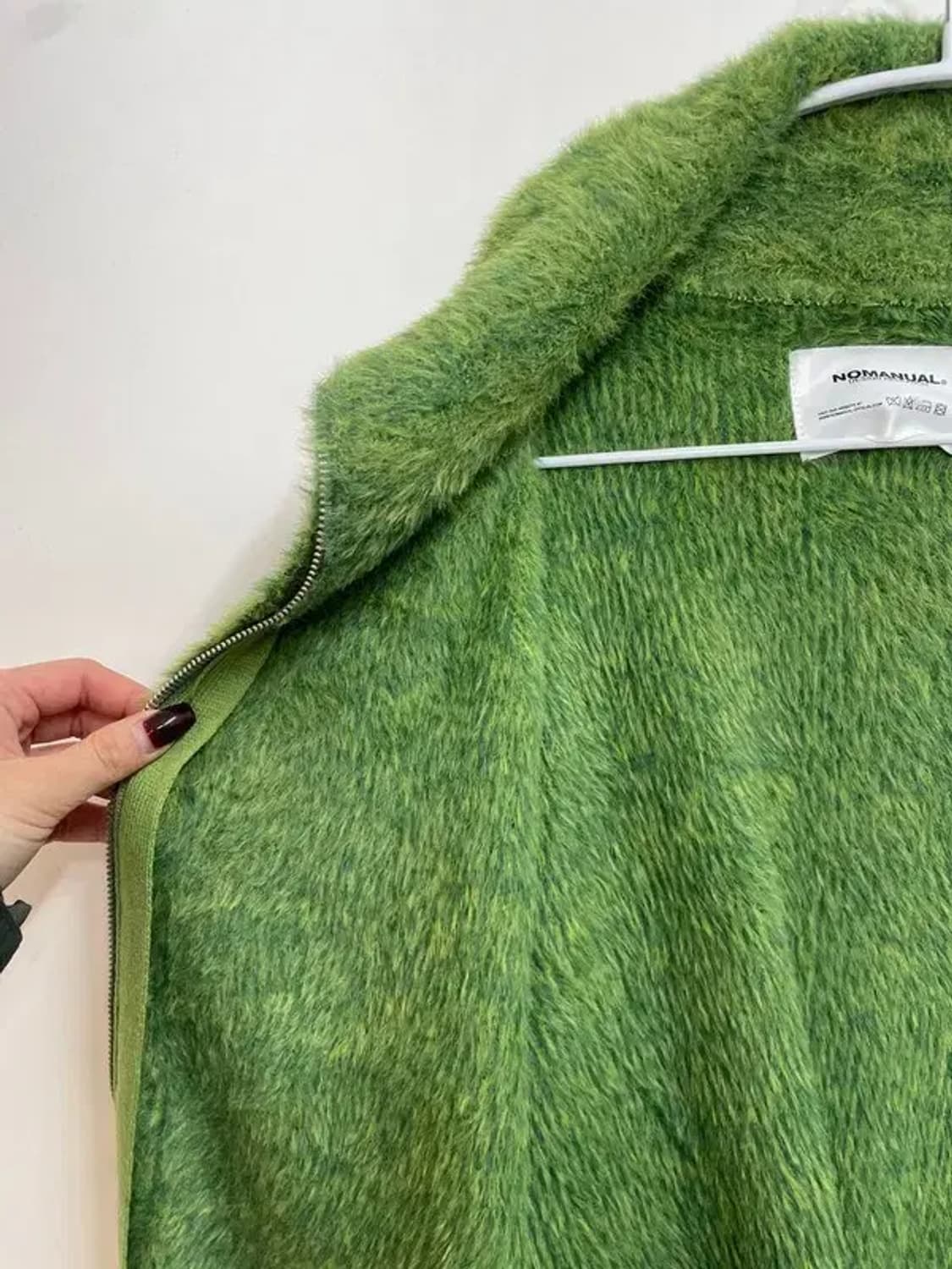 XL 새상품 노매뉴얼 하이넥 헤어리 니트 집업 그라스 그린 상품이미지7